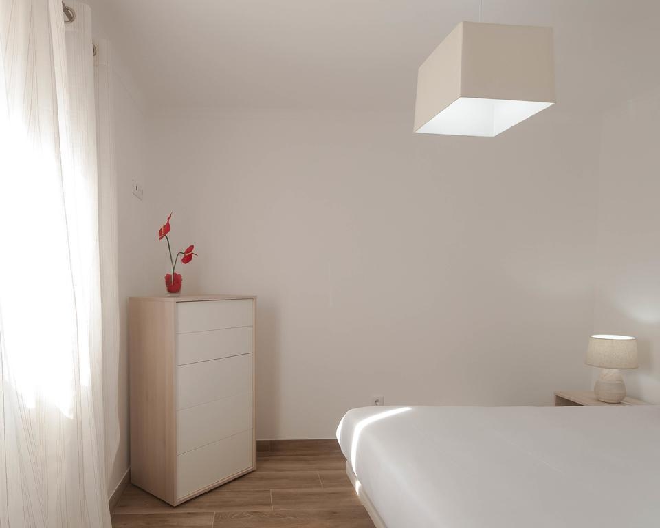 Westside Beach House เปนิช ภายนอก รูปภาพ