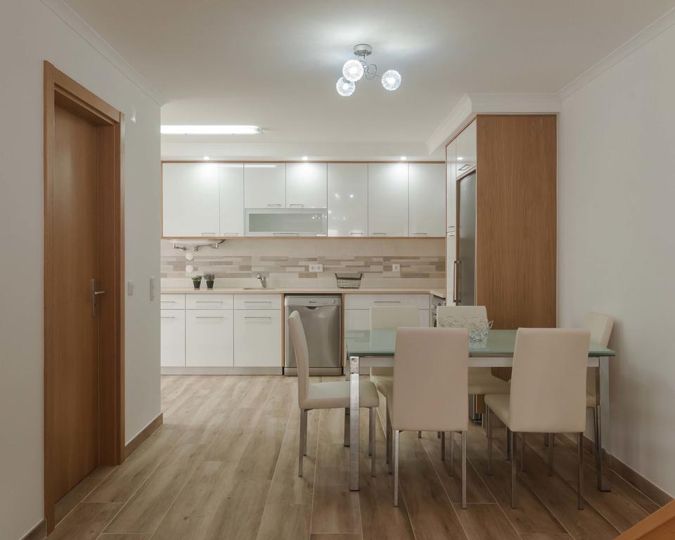 Westside Beach House เปนิช ภายนอก รูปภาพ